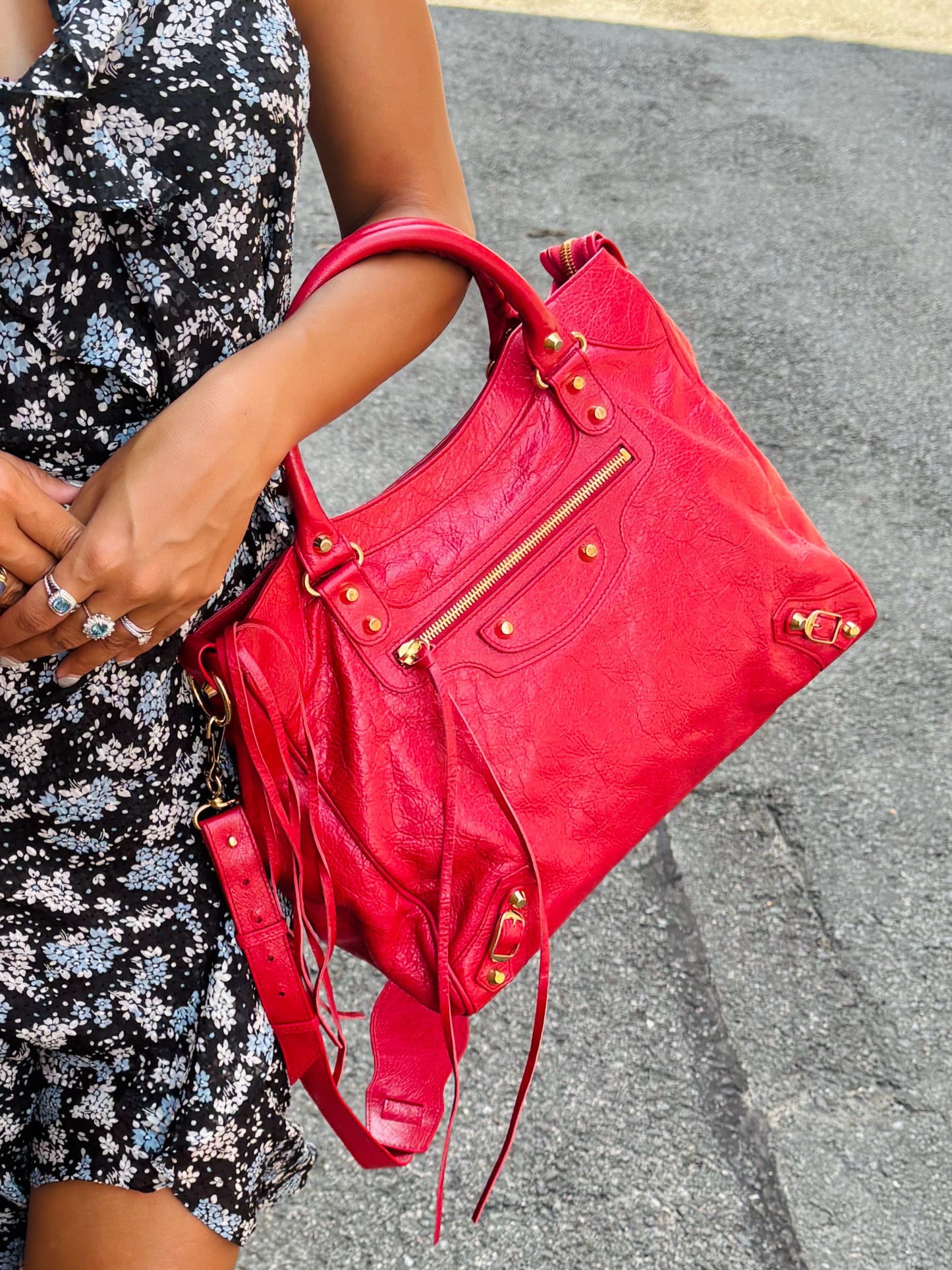 Leather Balenciaga Solid Lambskin Pre-owned Red Cowhide Medium Purse
