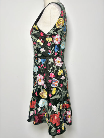 Women Size 4 Alice + Olivia Black Embroidered Flowers + Beads Peplum Dress