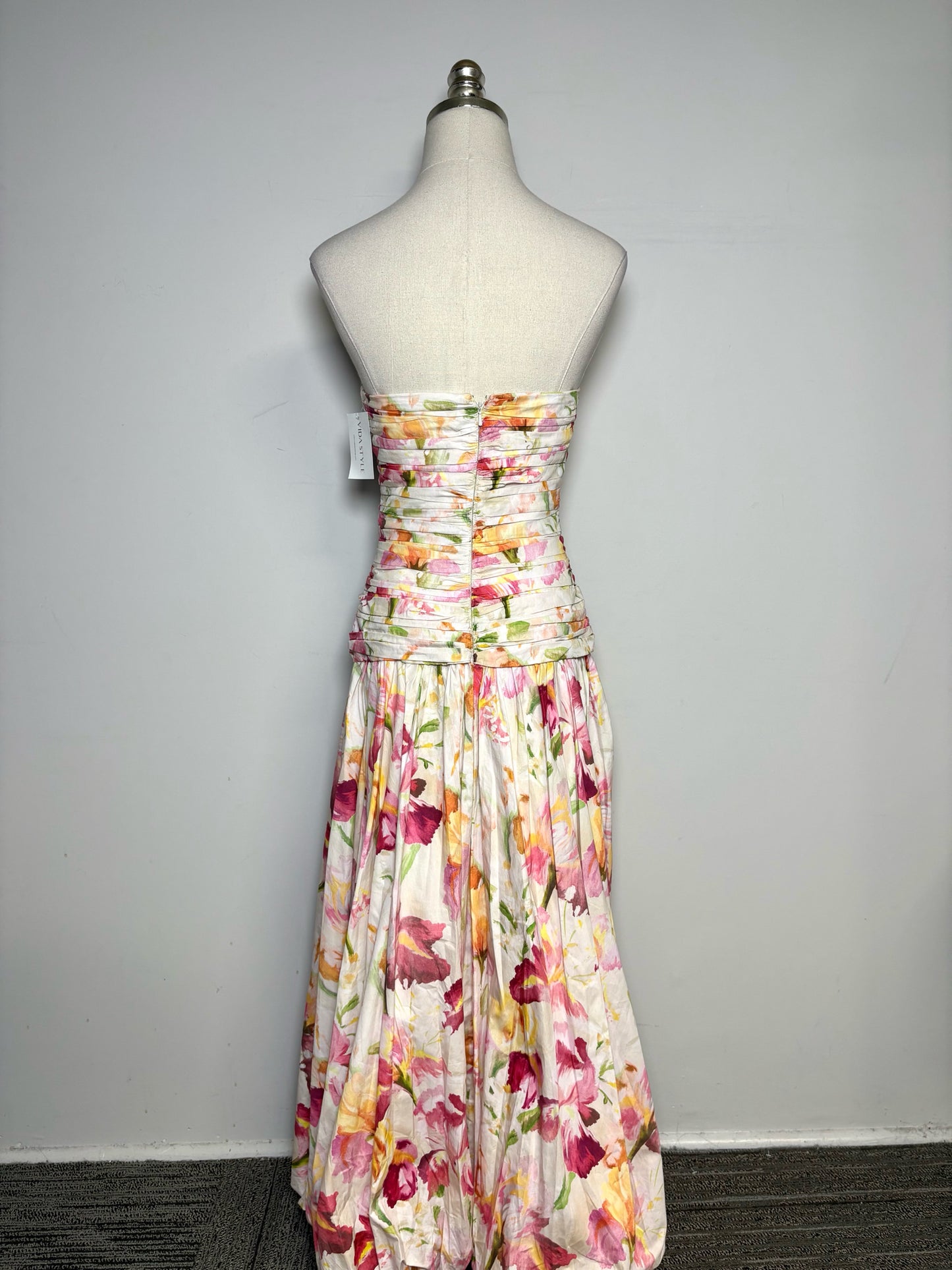 Size 4 Nicholas Pink Floral Print 100% Cotton Pre-owned, NWT Dress