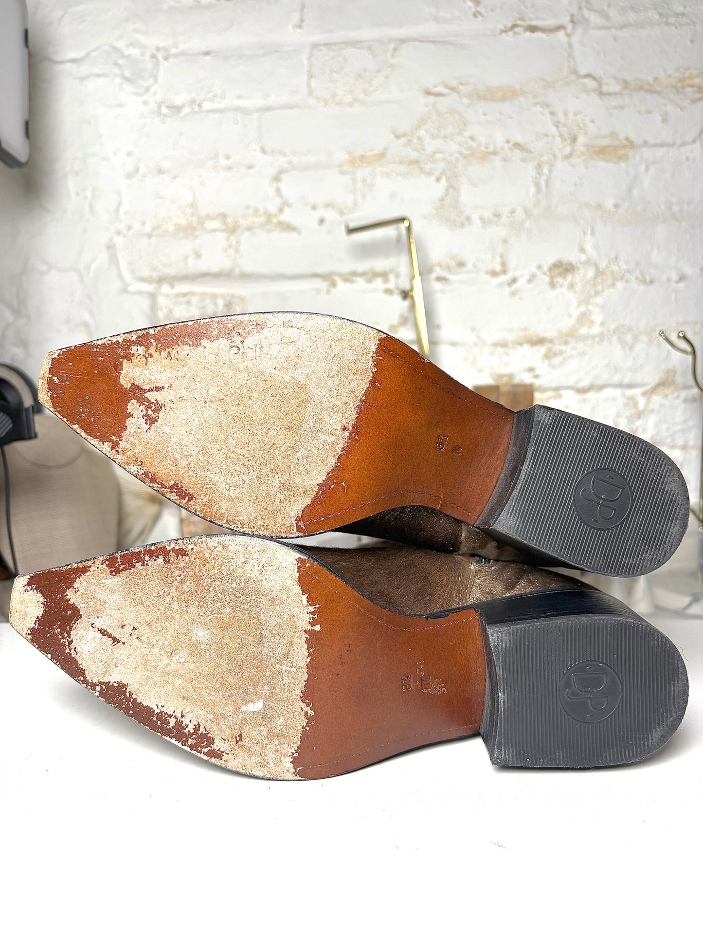 W Shoe Size 8.5 Donald J. Pliner Brown Leather Calf Hair Western Couture Boots