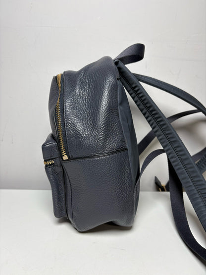 Women's Coach Gray Pebble Leather Pre-Owned Mini Backpack F28995