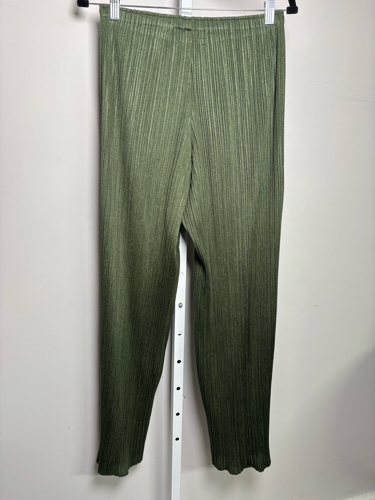 Women Size 5 (S/M) Pleats Please Issey Miyake Hunter Green Pleats Pants