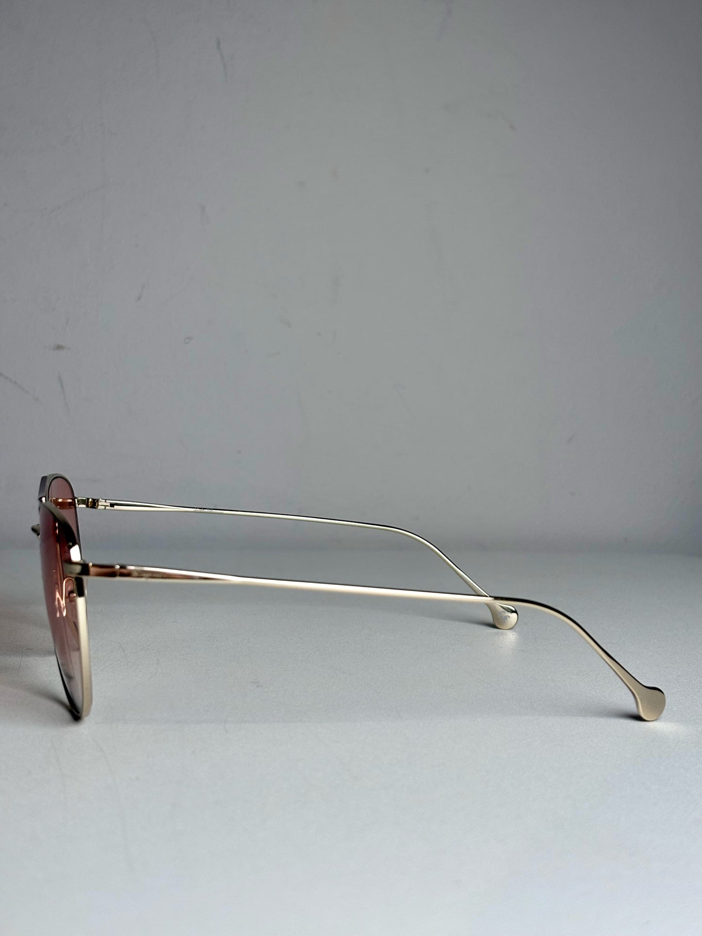 Salvatore Ferragamo Aviator Women's Pre-owned, NWOT Gold Tone Metal Sunglasses