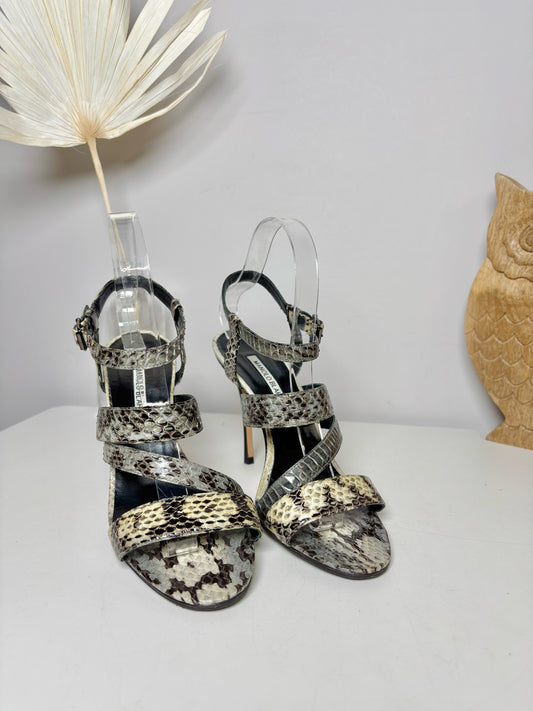W Shoe Size 38 (8) Manolo Blahnik Black, Silver Leather Snake Skin Heels