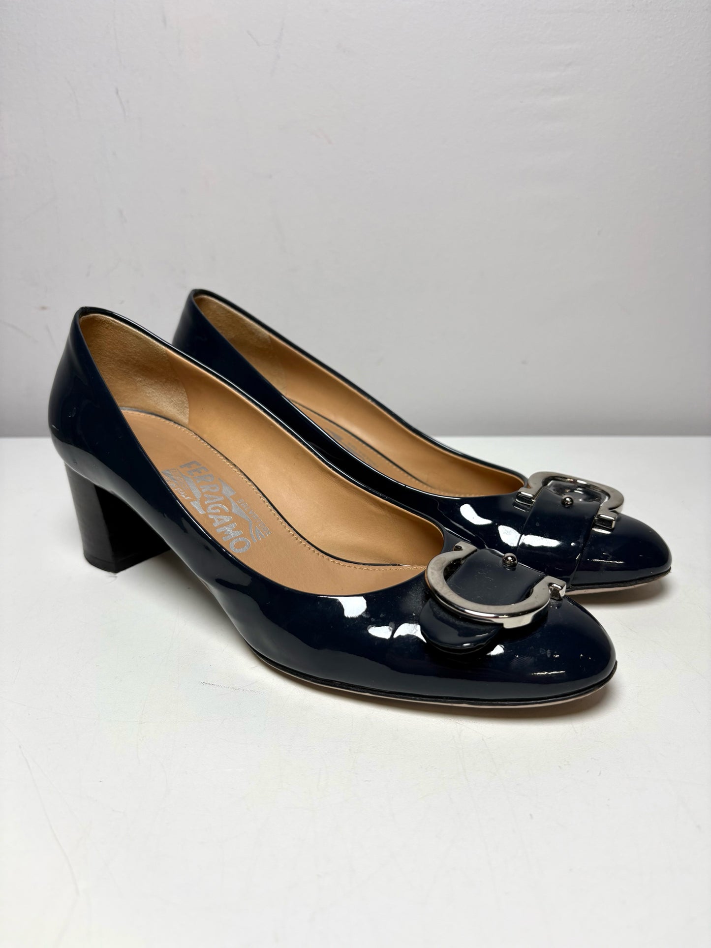 W Shoe Size 7.5 Salvatore Ferragamo Blue Leather Patent Women's Pre-owned Heels