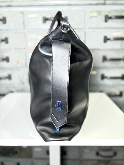 Givenchy Solid Leather Black Calfskin Antigona Large Tote