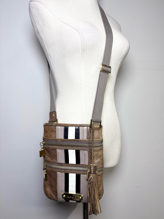 Gwen Stefani L.A.M.B. Solid Leather Vintage Crossbody Purse