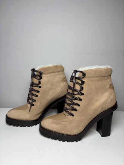 Women's Size 39 Valentino Garavani Rockstud Beige Suede Leather New Pre-Owned Authentic Ankle Boots