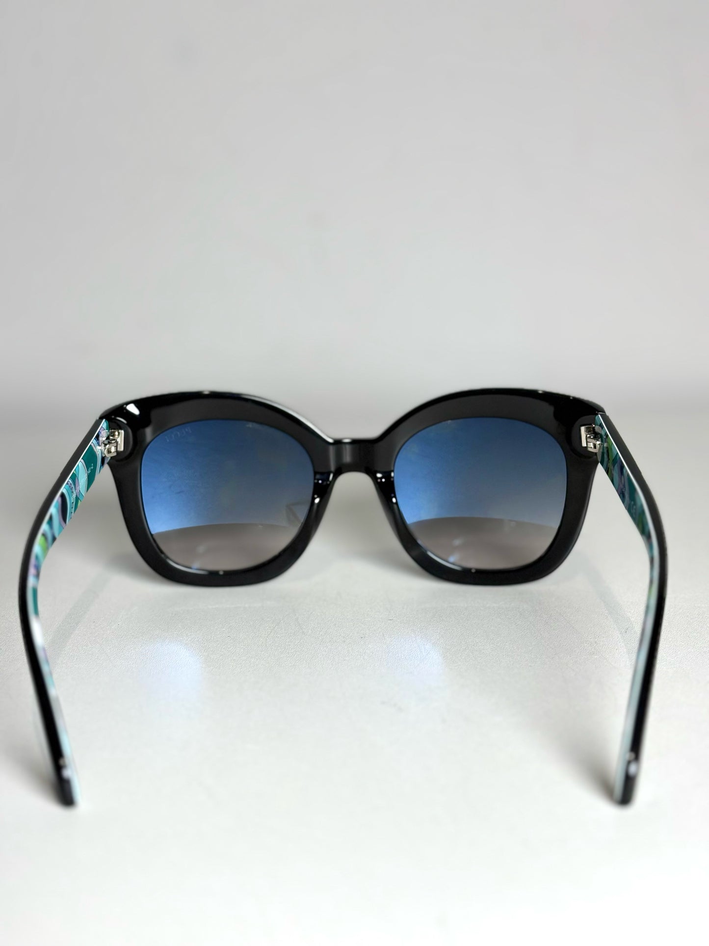 Emilio Pucci EP 97 01C Pre-owned Black Acetate Sunglasses