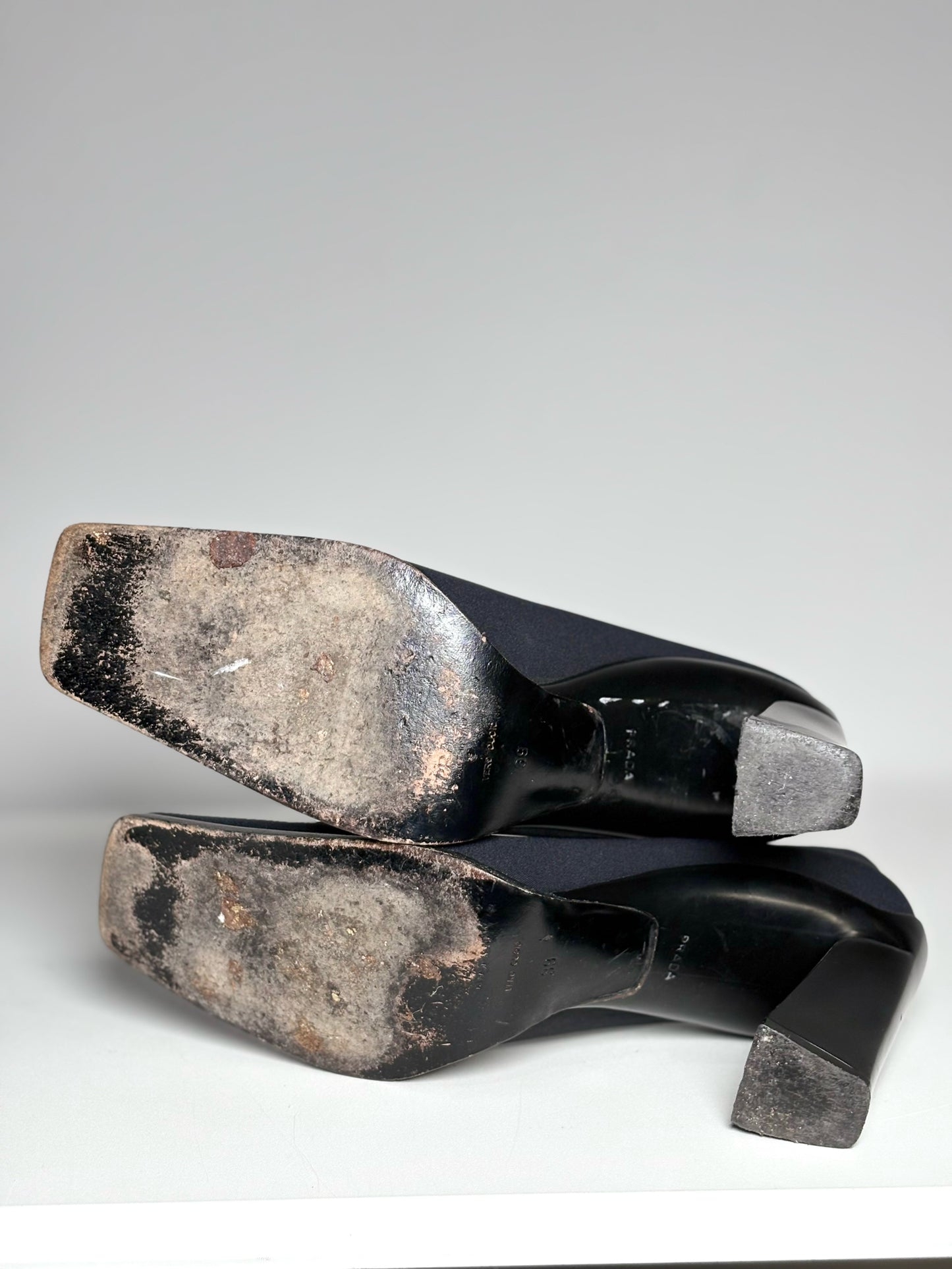 W Shoe Size 39 (8 - 8.5) Prada Black Neoprene (Possibly) Vintage Heels
