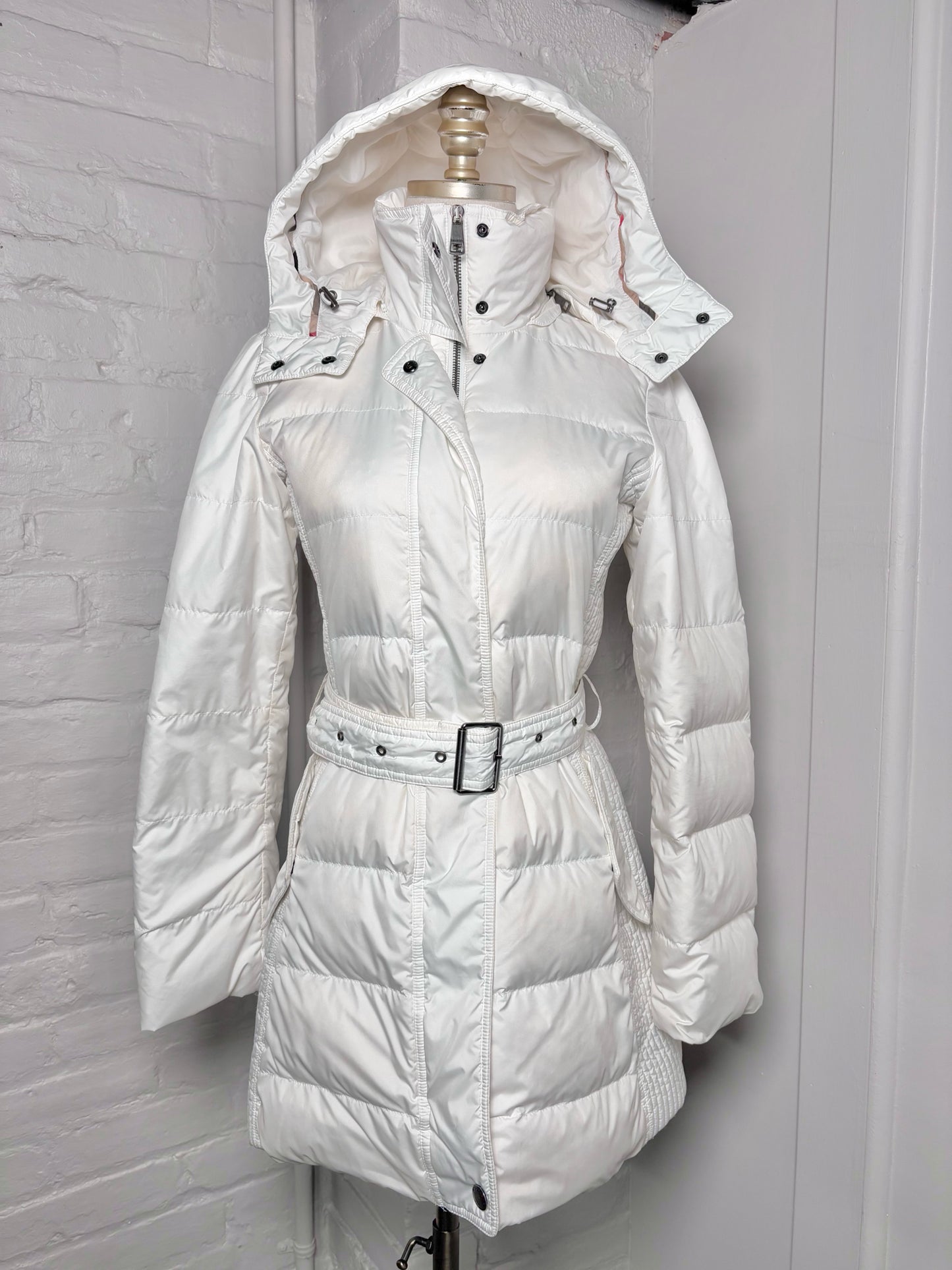 Women Size XS Burberry Brit White Goose Down Puffer Belted Coat