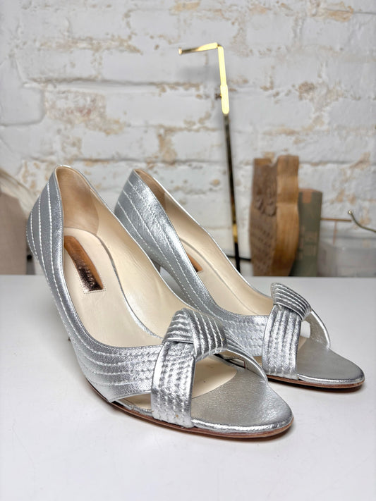 W Shoe Size 39 (8.5 US) Rupert Sanderson Silver Leather Cowhide Pump