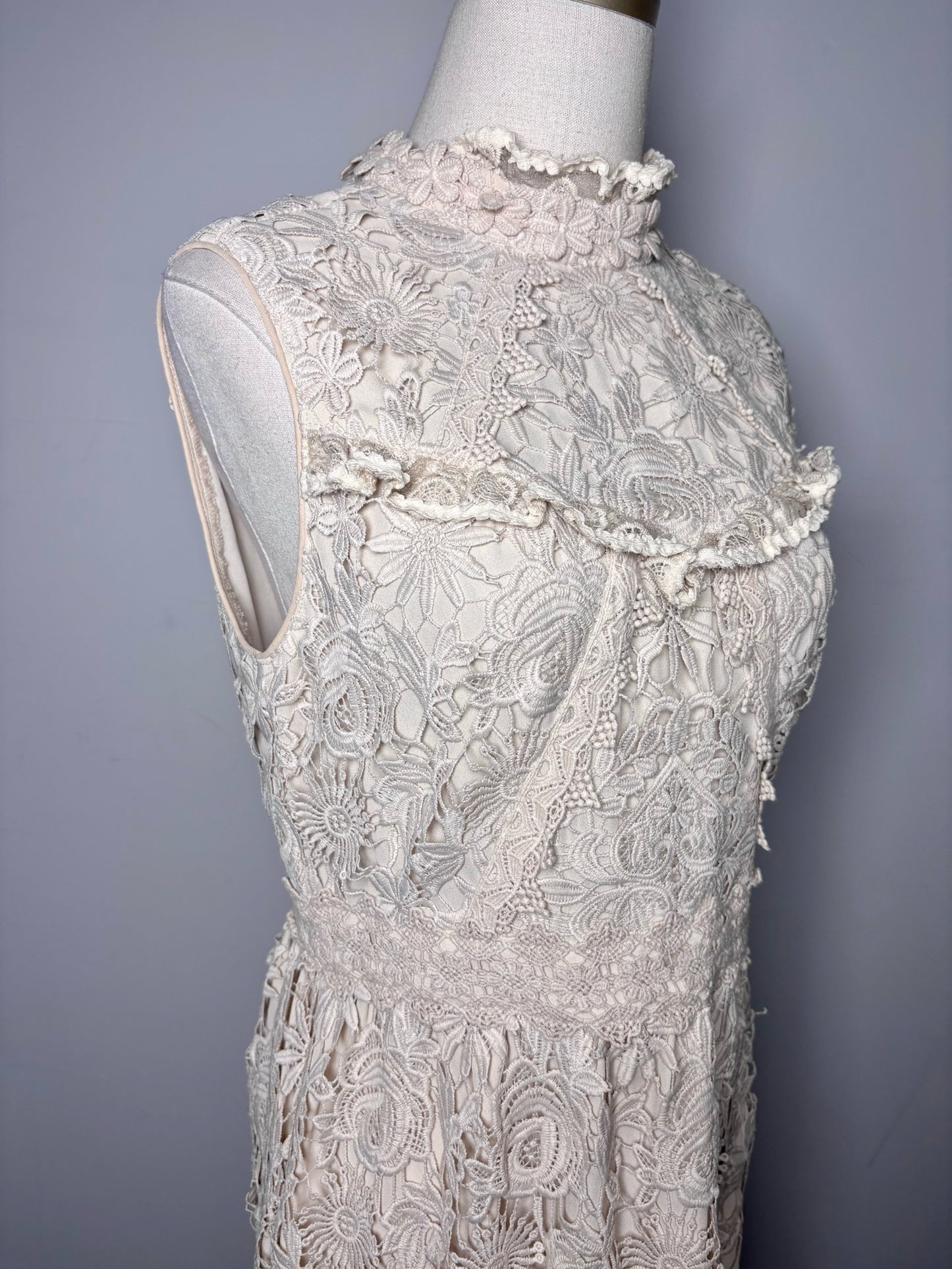 Women Size 6 Anna Sui Cream Lace Maxi Sleeveless Dress