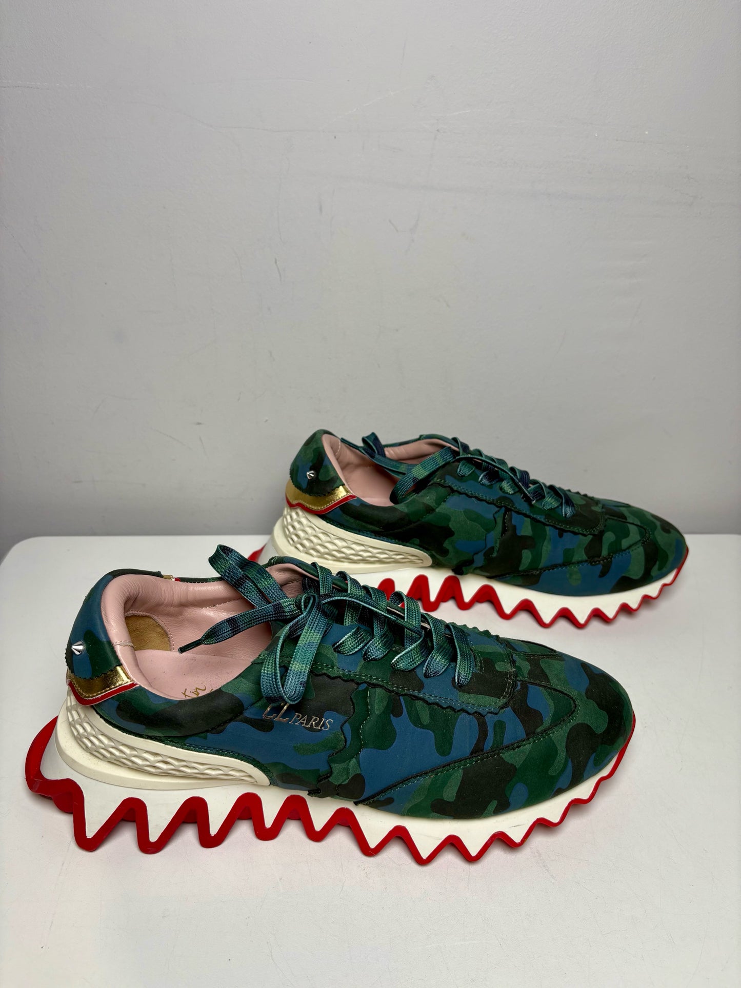 Men Size 44 Christian Louboutin Loubishark Green Camouflage Pre-Owned Authentic Sneakers