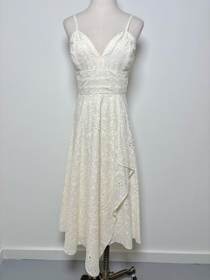 Women Size 6 BCBG Max Azria Cream Eyelet Lace Cotton NWT Dress