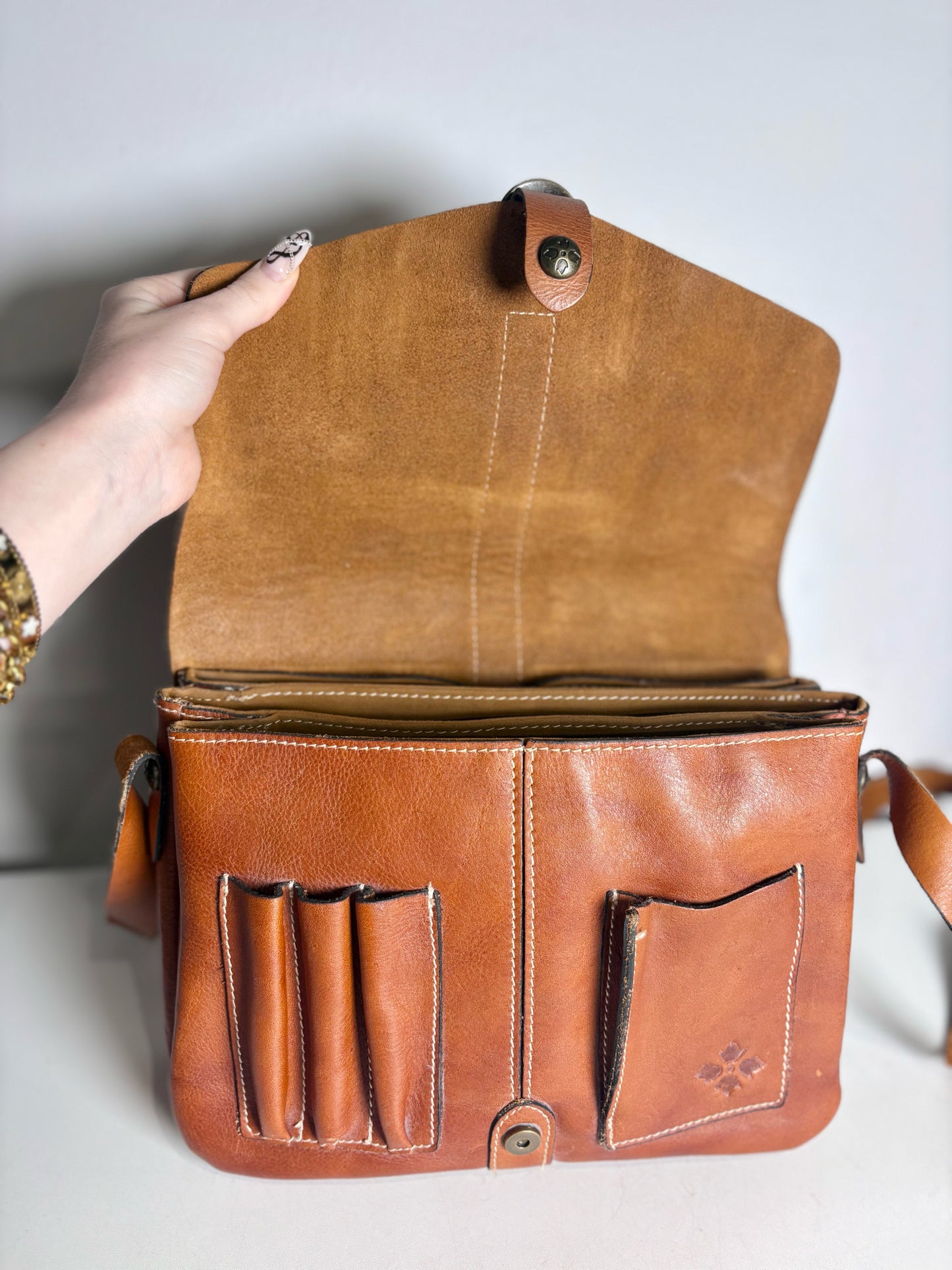 Women's Patricia Nash Saddle Bag Painted Flowers Vint Leather Pre-owned Caramel