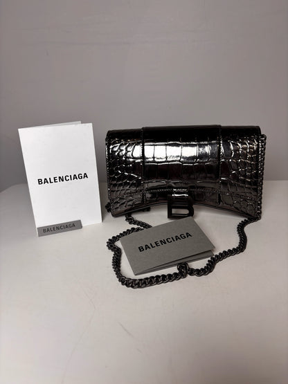 Balenciaga Gunmetal Hourglass Wallet on Chain NWOT Pre-owned