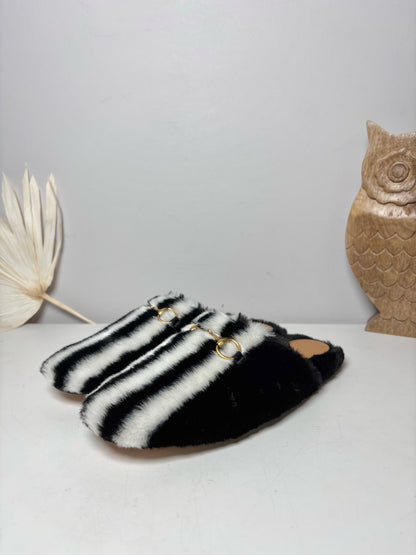 W Shoe Size 37 Gucci x Adidas Black, White Faux fur NWT Slip-ons