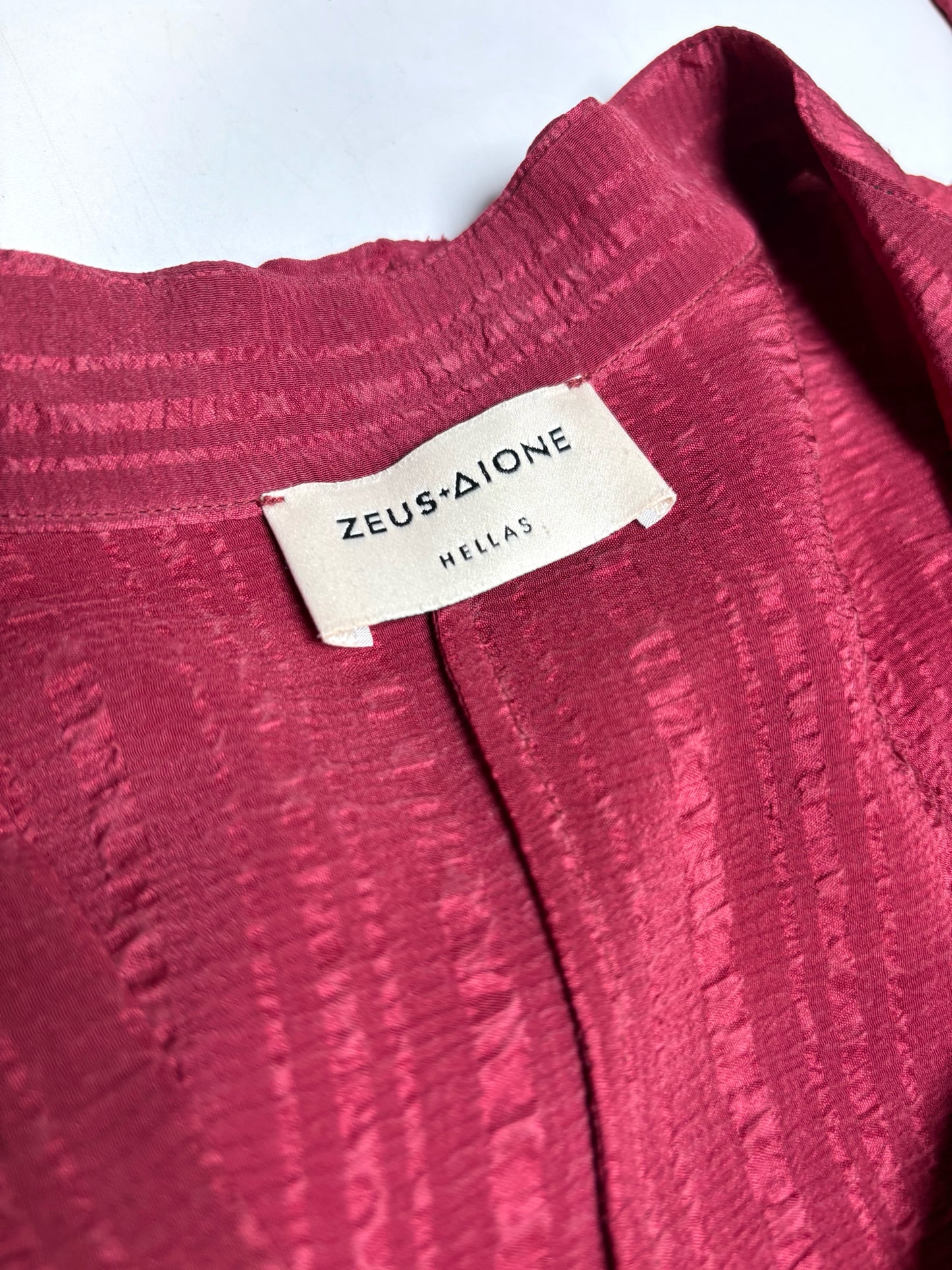 Women's Size 38 (US 2–4) Zeus + Dione Burgundy Textured Pure Silk Pre-Owned Top