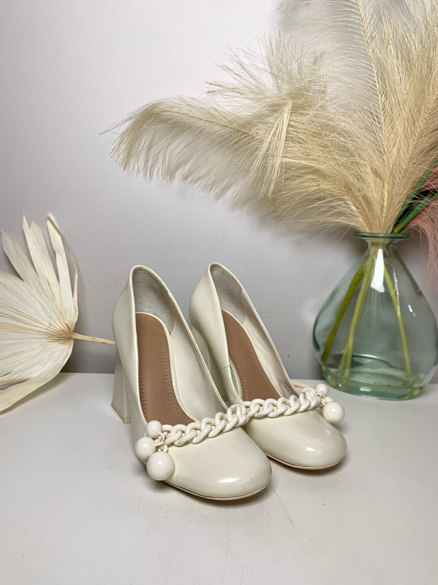 W Shoe Size 6.5 Tory Burch Cream Leather Cowhide Heels