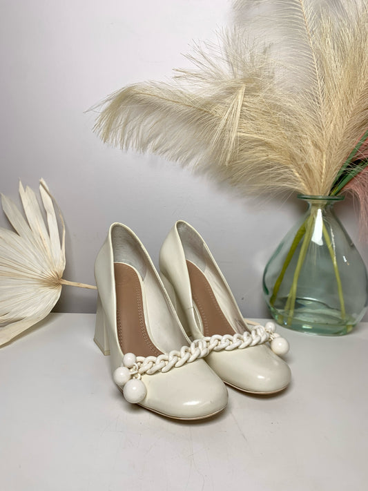 W Shoe Size 6.5 Tory Burch Cream Leather Cowhide Heels