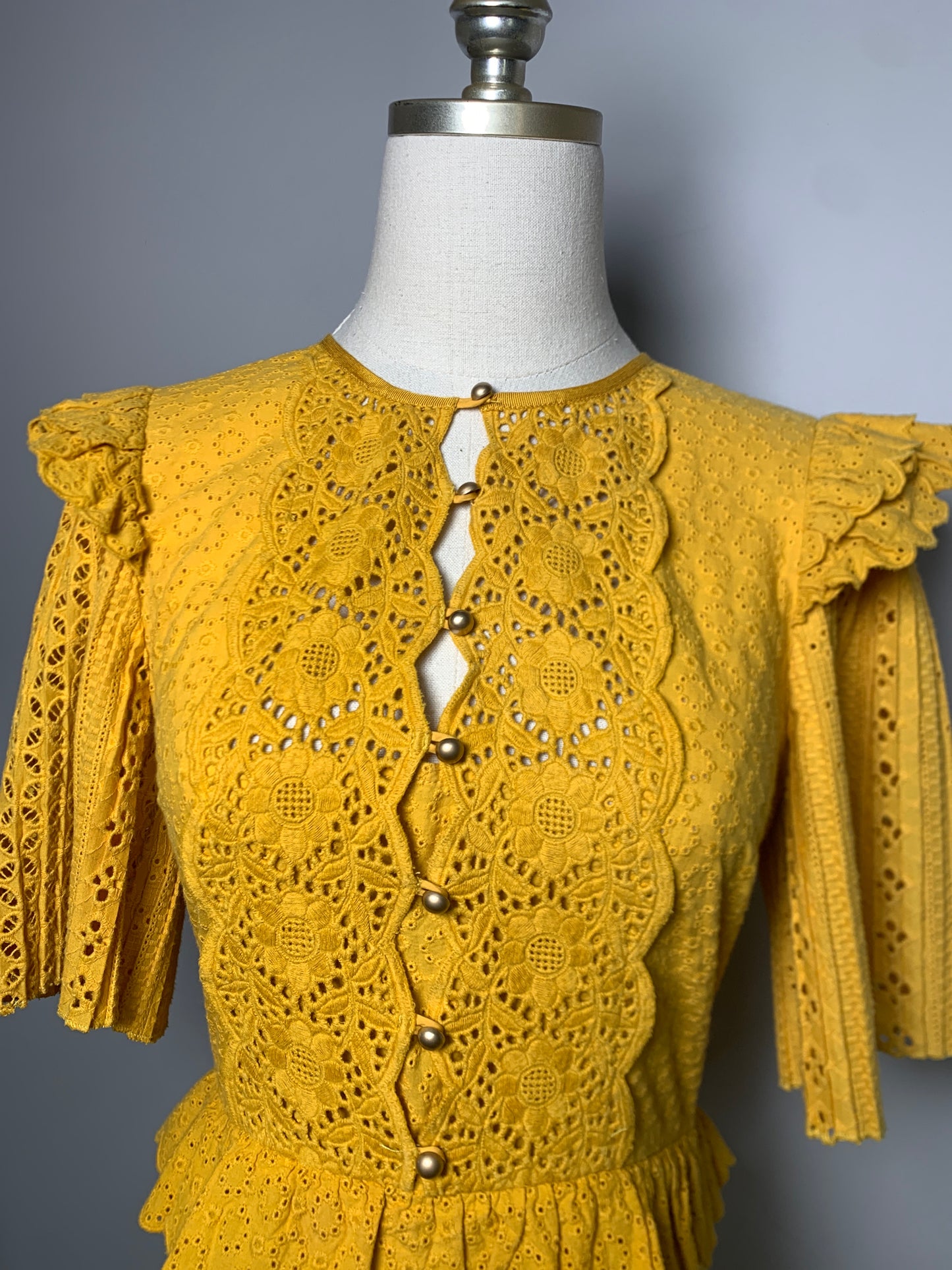 Women Size S Saylor Mustard Yellow Eyelet Dress