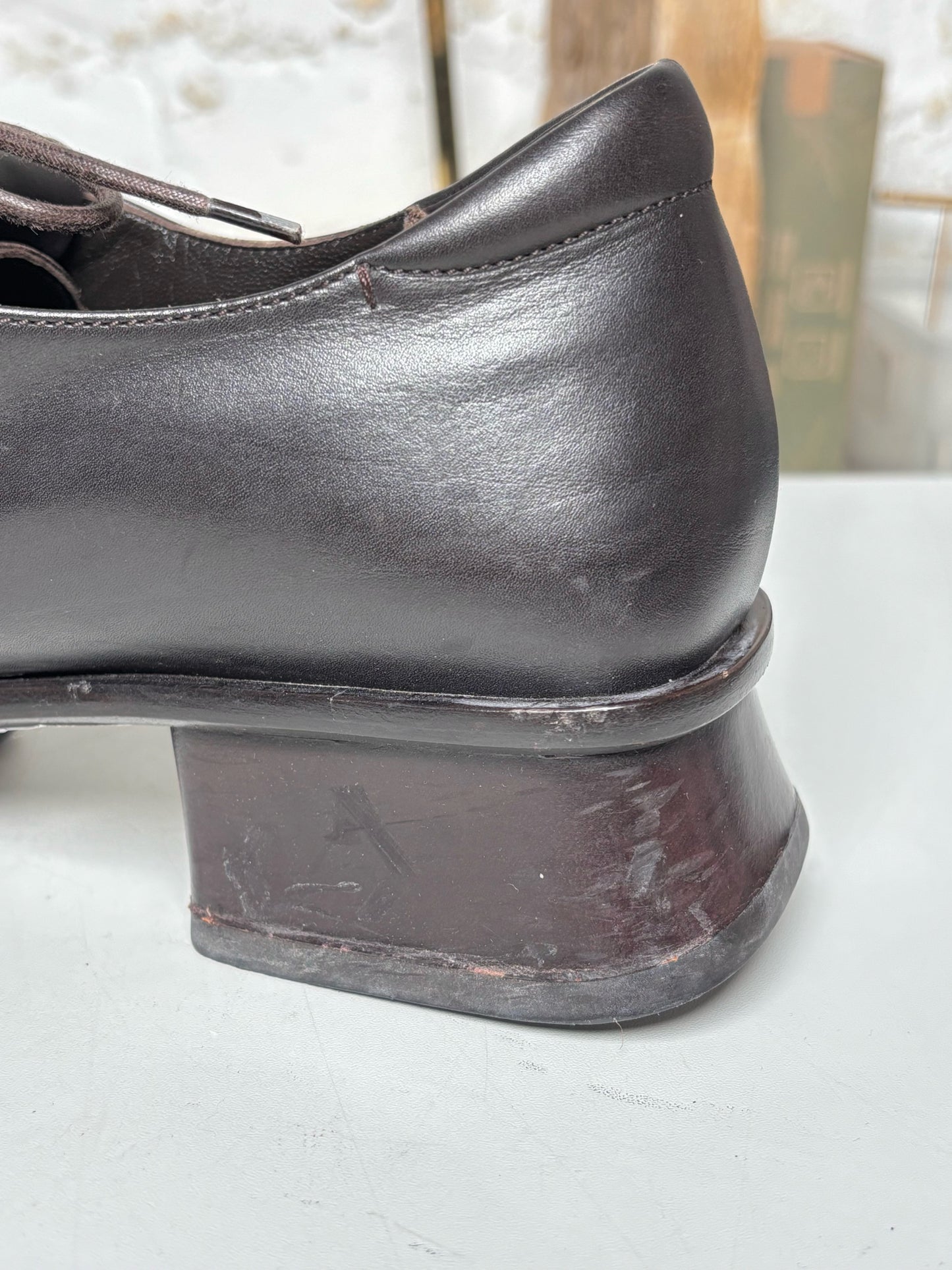 W Shoe Size 37 (6.5) Prada Brown Leather Cowhide Loafers