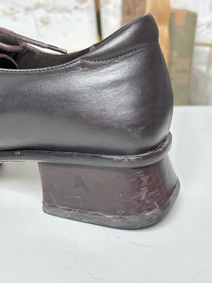W Shoe Size 37 (6.5) Prada Brown Leather Cowhide Loafers
