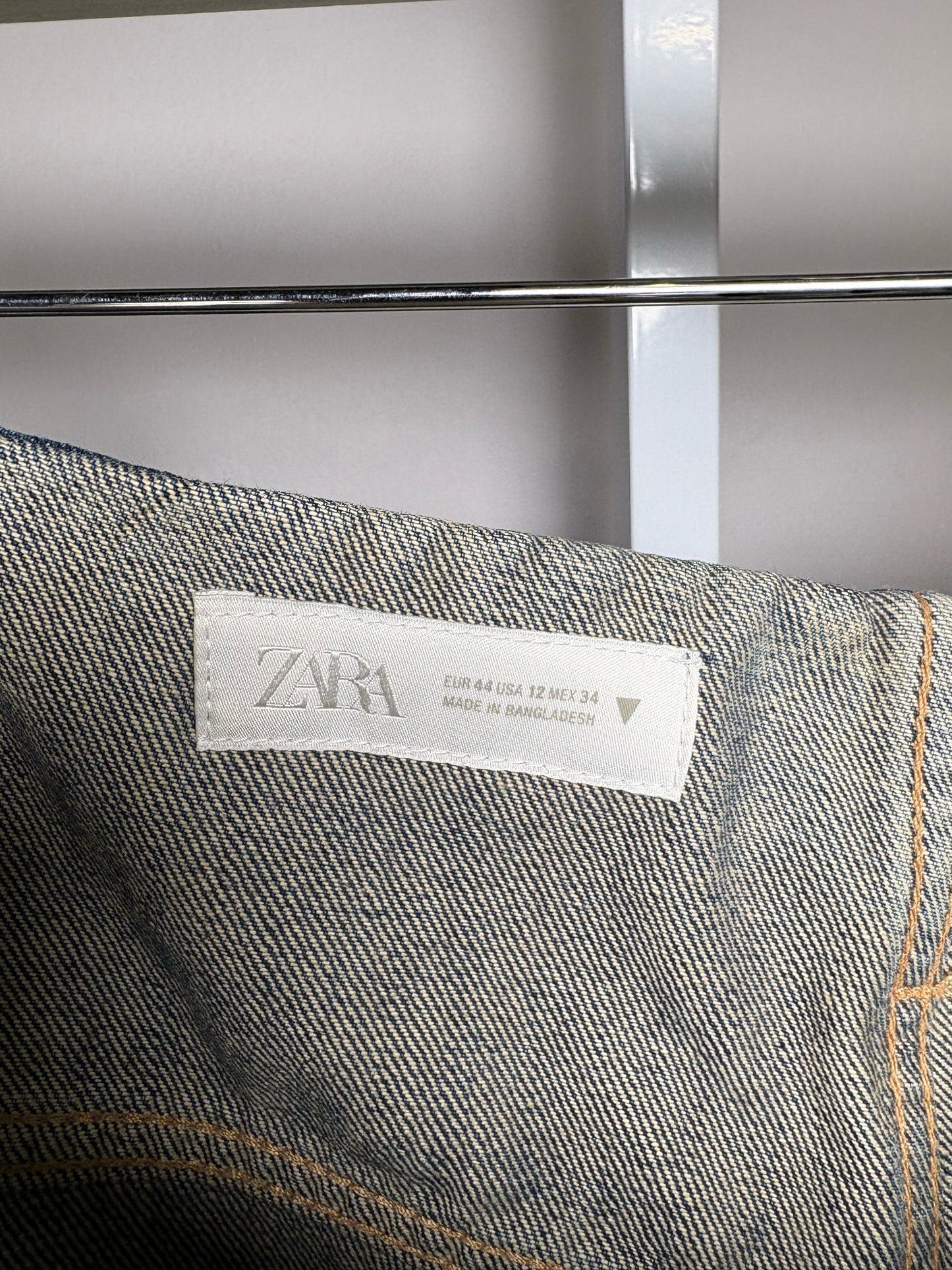 Women Size 12 ZARA Blue Washed Pure Cotton NWT Pre-Owned Fold-Over Waist Jeans