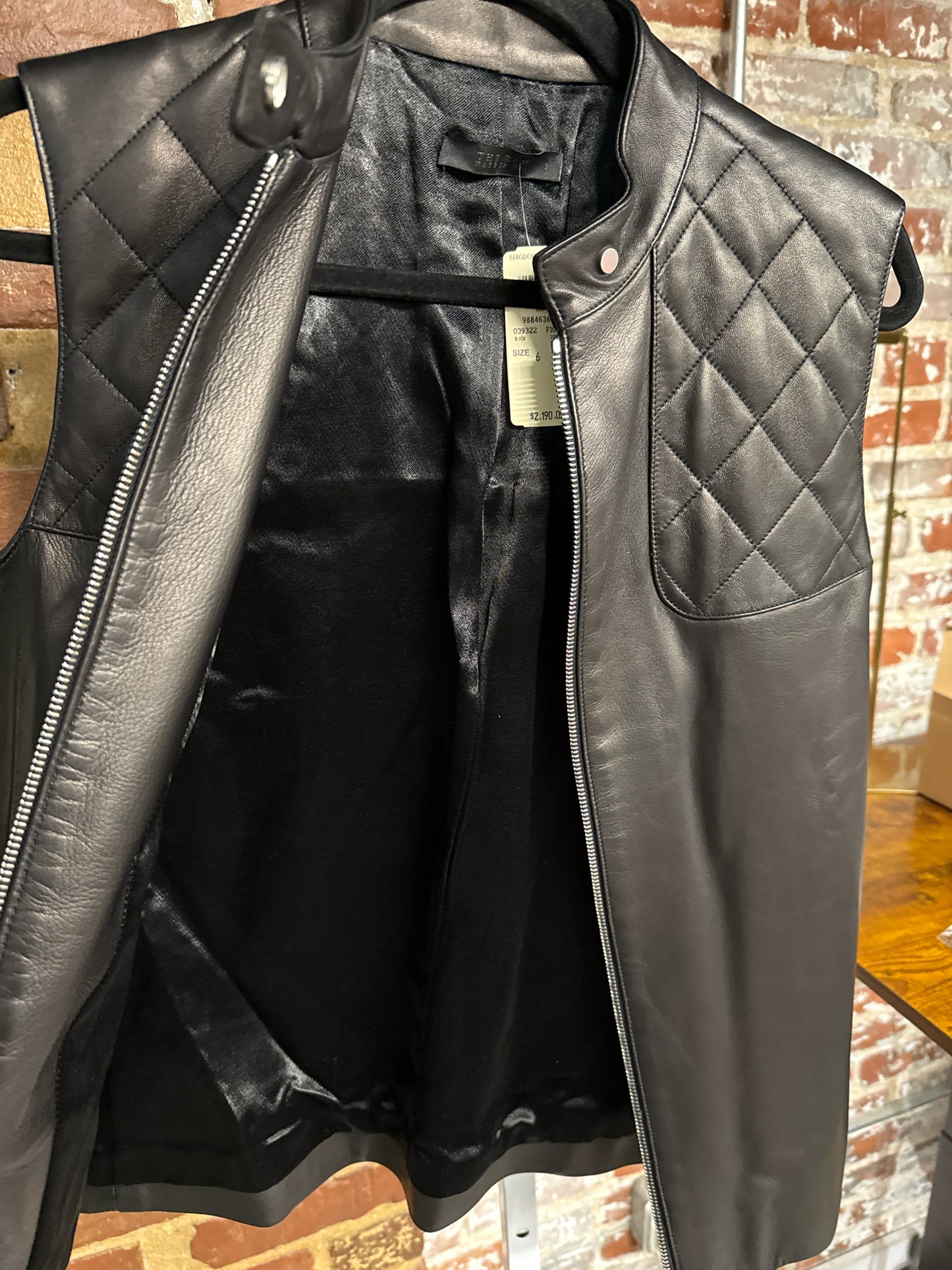 Women Size 6 (M) The Row Black Lambskin Leather Vest