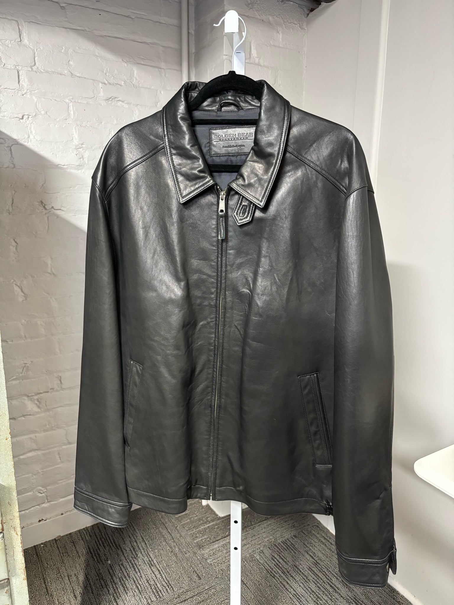 ヴィンテージ golden bear レザー ジャケット ブラック Golden Bear Black Leather Solid Men's L (Estimated) Jacket – VIDA