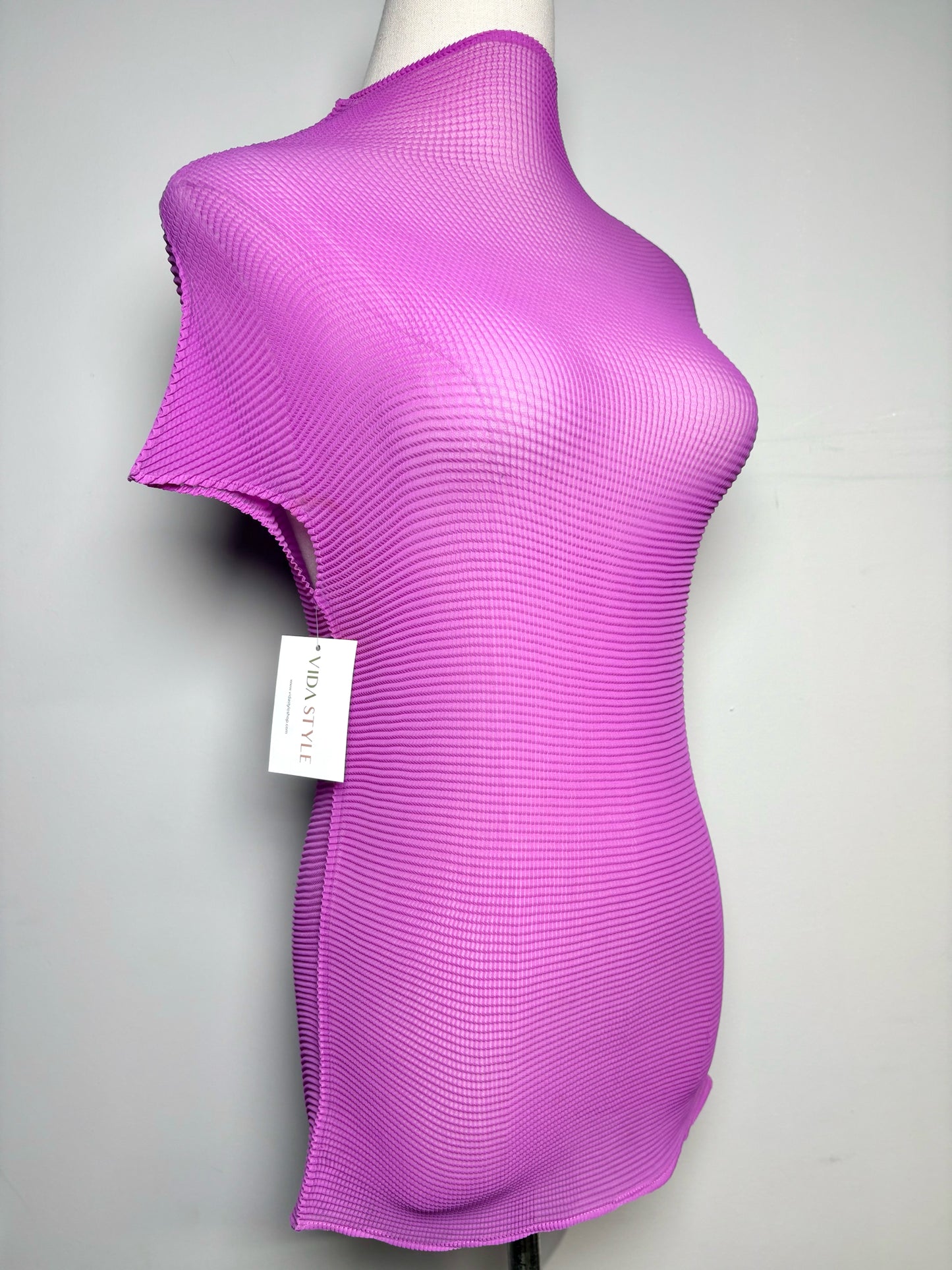 Women Size S (Estimate) Issey Miyake Me Pleats Magenta Stretch Crinkle Top