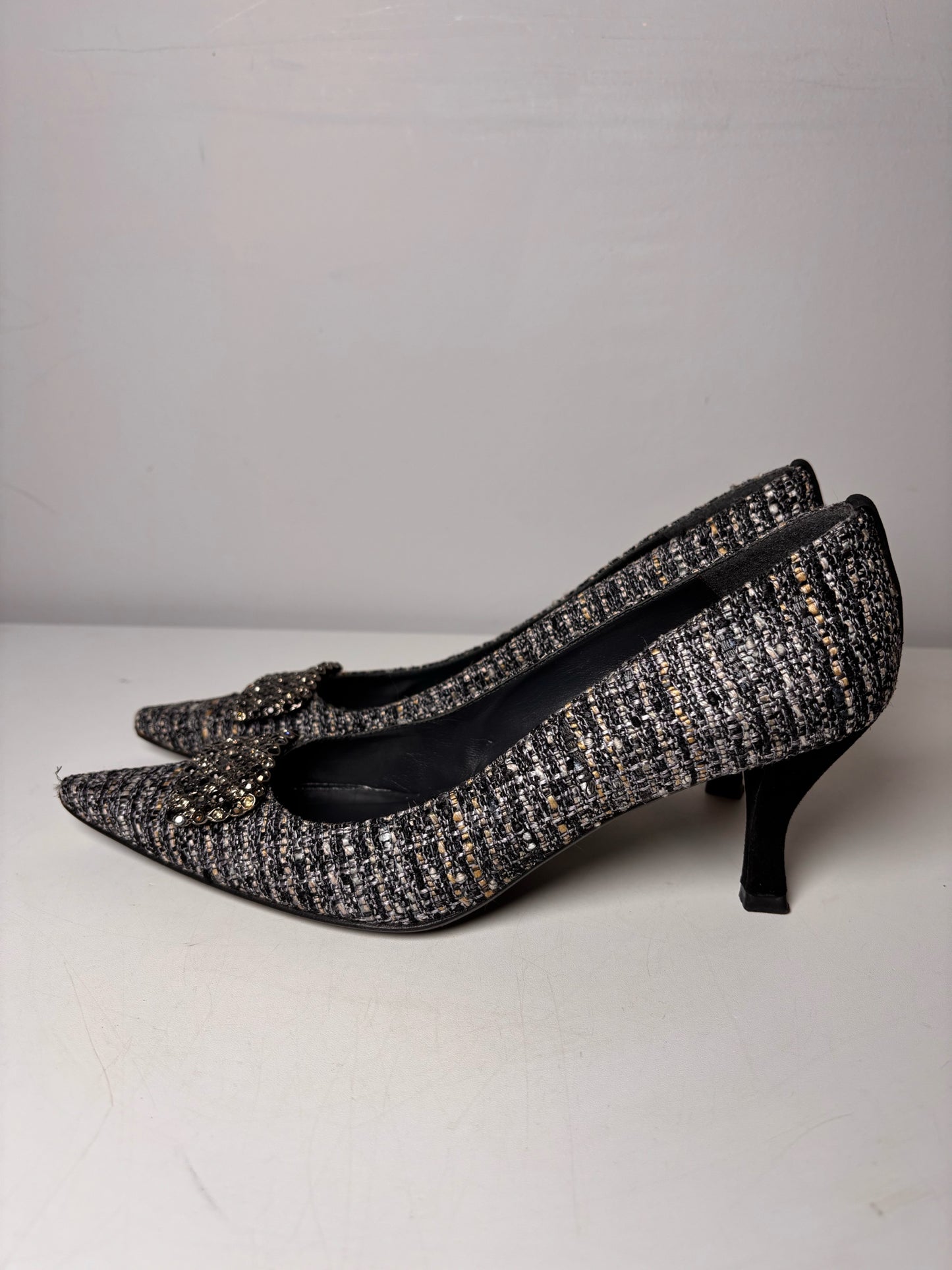 W Shoe Size 8.5 Stuart Weitzman Black, Gray Tweed Rhinestone Buckle Heels