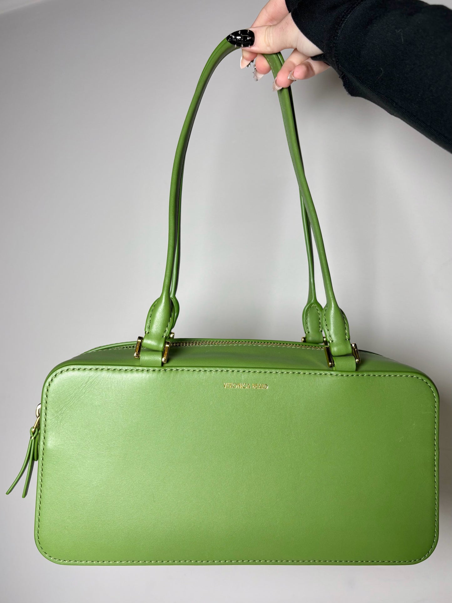 Veronica Beard Boxy Shoulder Leather Pre-owned, NWOT Lemongrass Green Bag