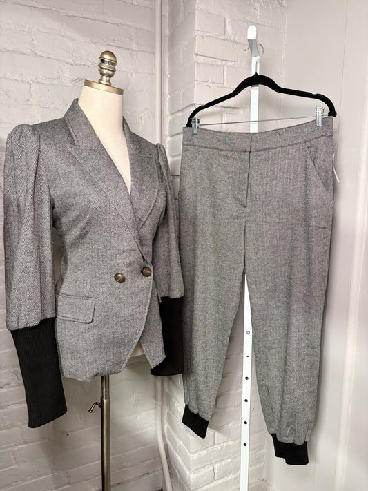 Women Size 12 Veronica Beard Black, White Chevron Jogger Pants