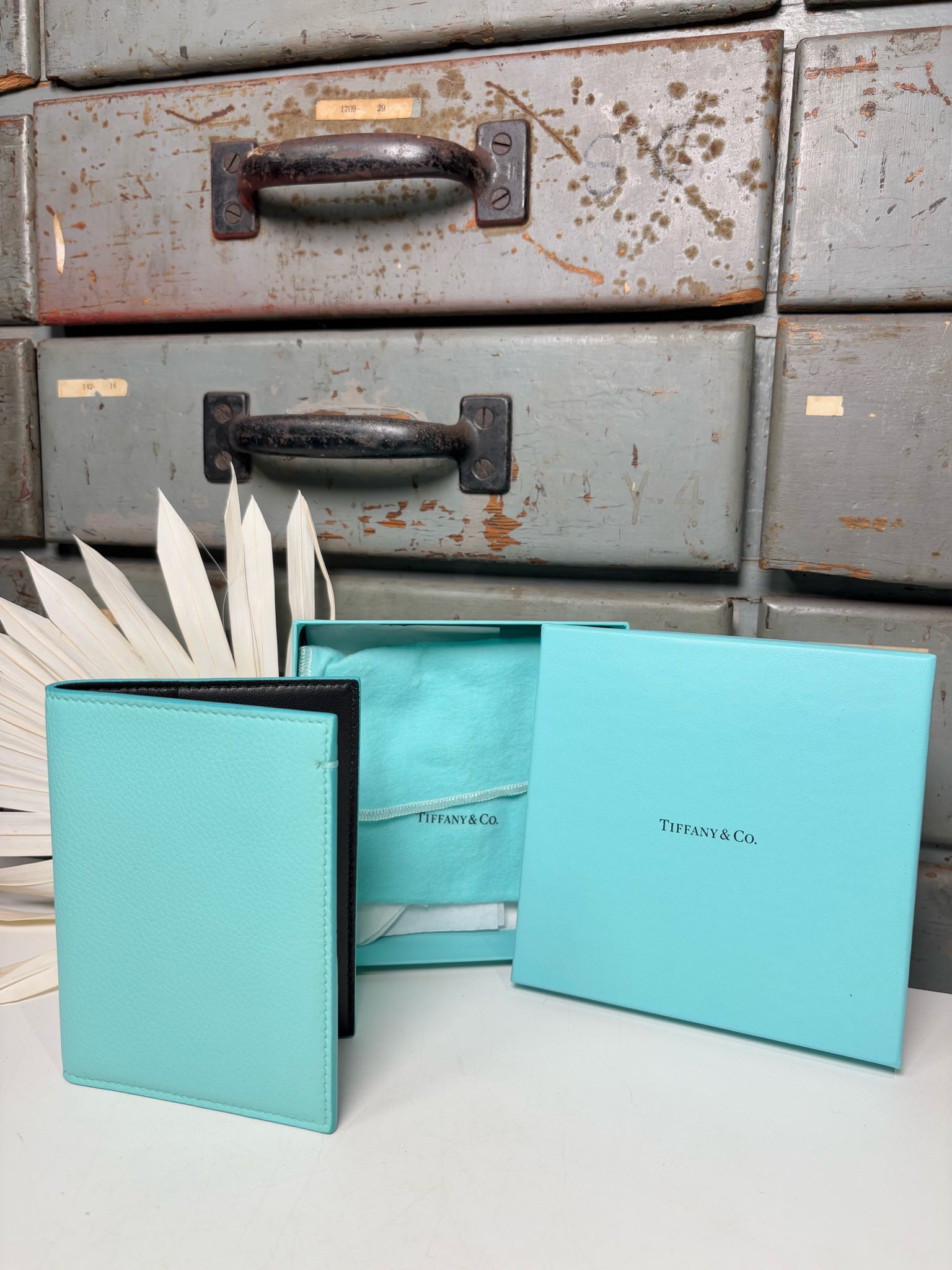 Tiffany &. Co Passport Holder Turquoise/Black Combo Leather – VIDA