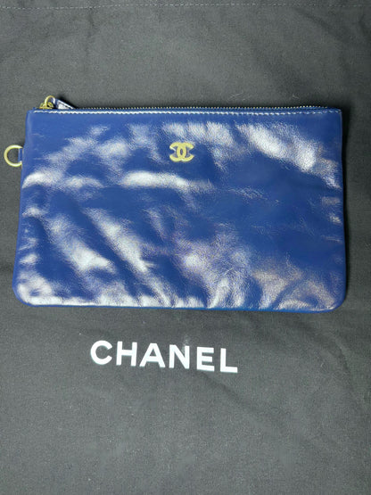 Chanel 22 Calfskin Leather Metallic Navy Blue Quilted Purse