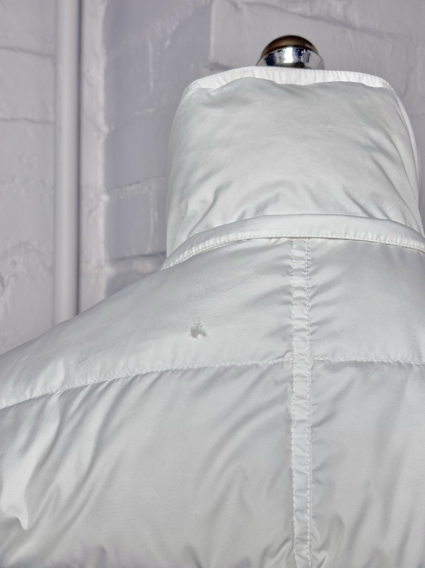 Women Size XS Burberry Brit White Goose Down Puffer Belted Coat