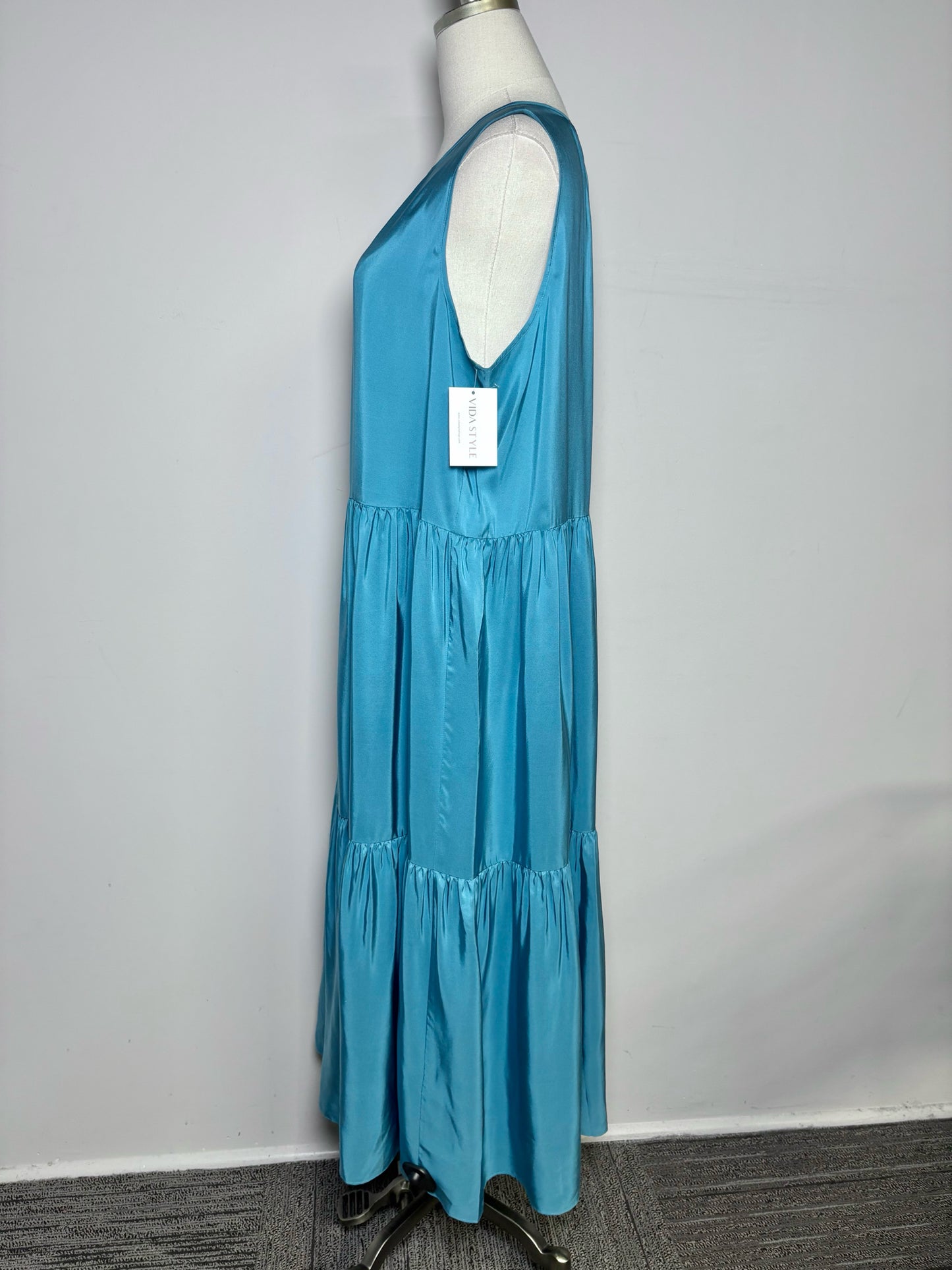 Women Size L Eileen Fisher Teal Solid Silk NWT Dress