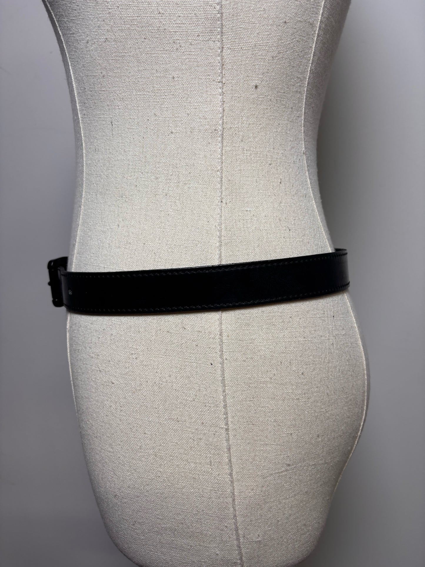 Women's Leather Burberry 26"-33" Black Pre-owned Belt