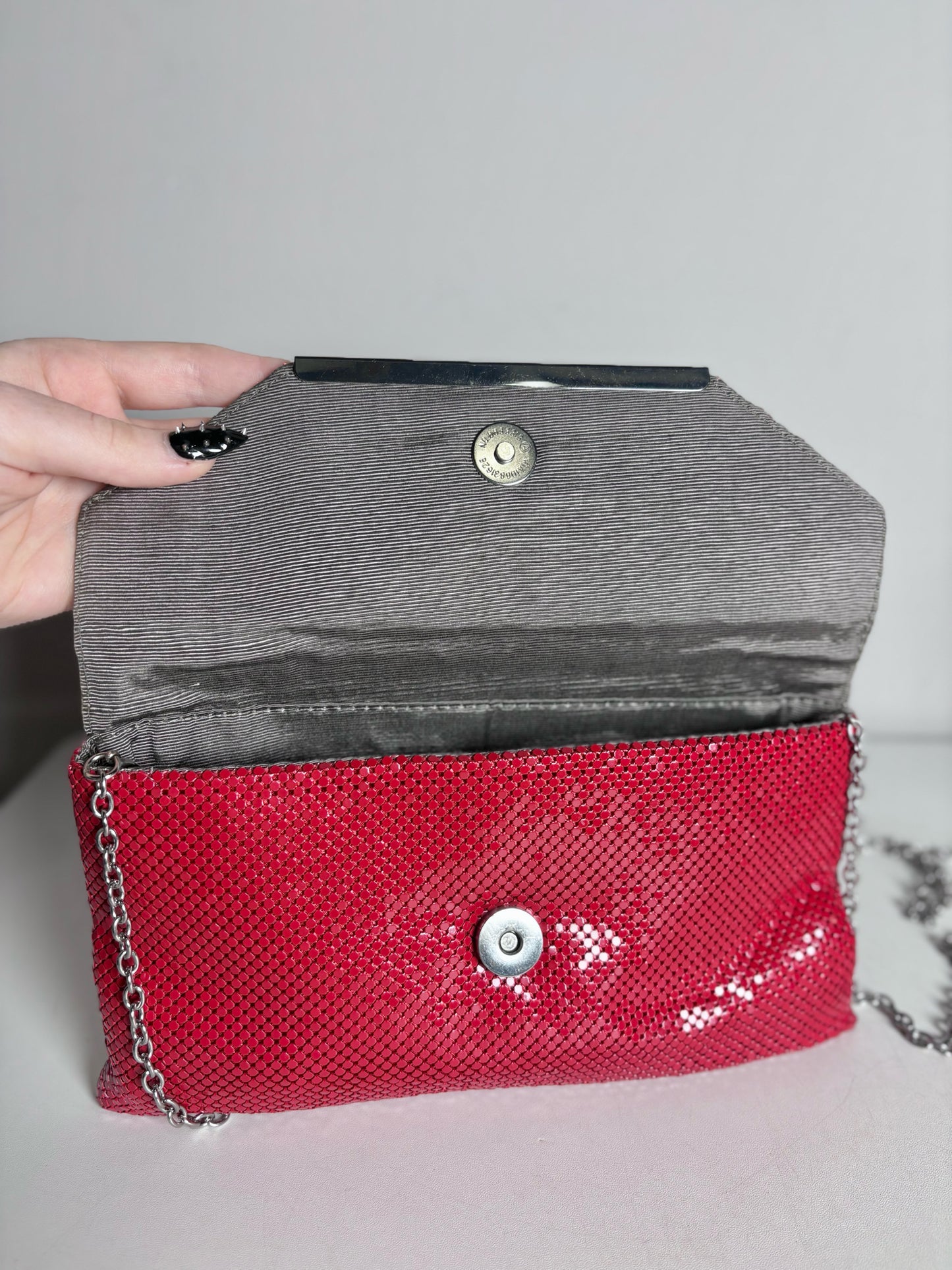 BCBG Max Azria Red Dots Vintage Metal Pre-owned Clutch Cocktail Purse