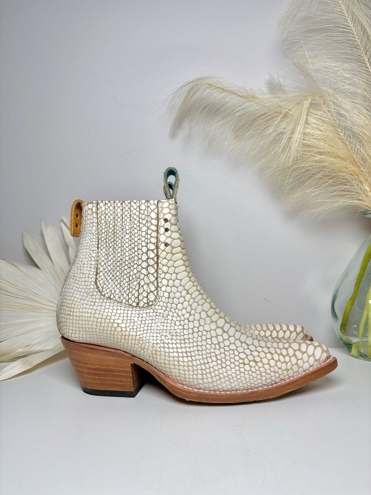 W Shoe Size 7.5 pskuufman... Bone Leather Snake Skin Boots