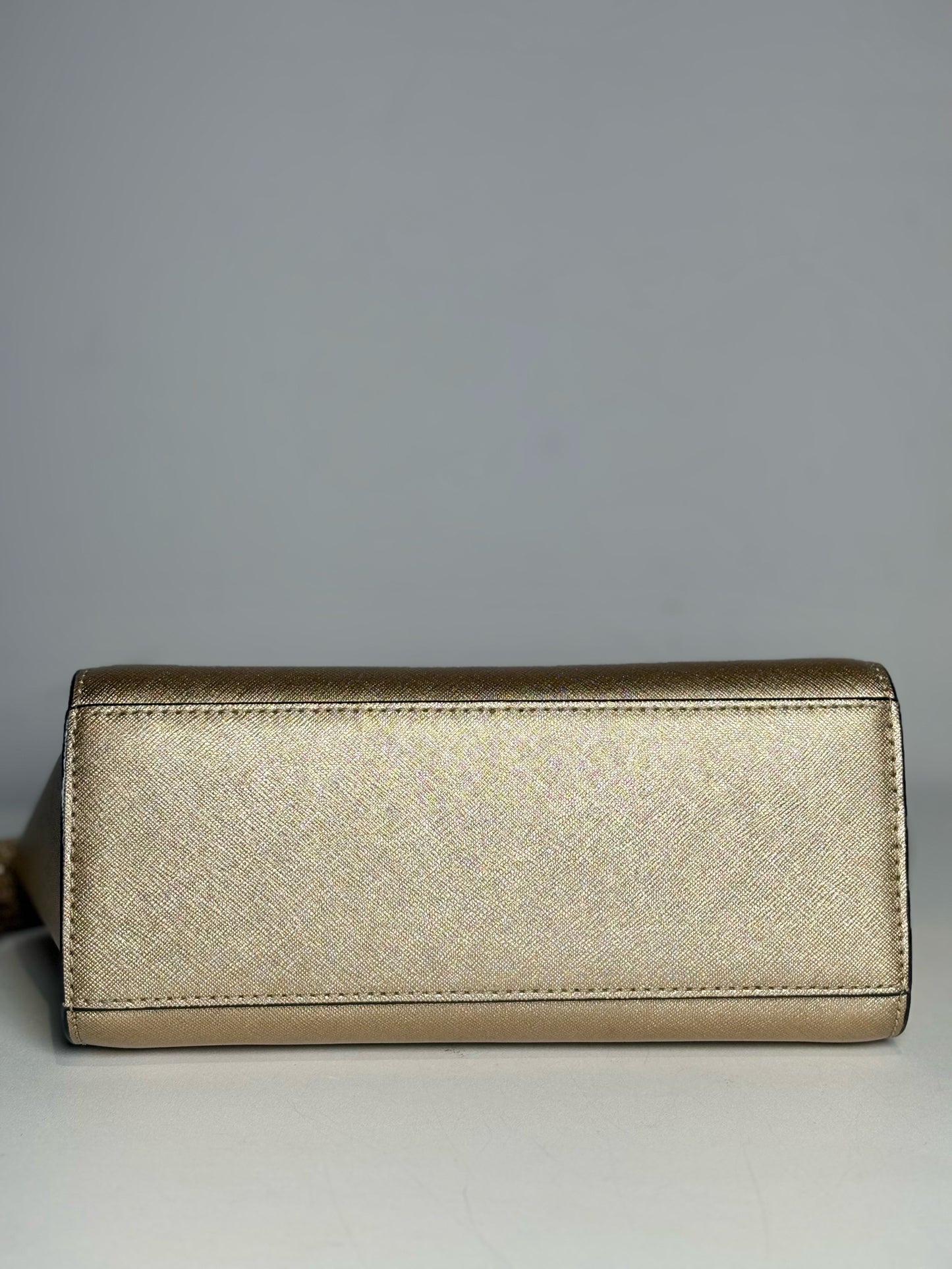 Women's Michael Kors Solid Leather Pre-owned Metallic Gold Small Purse