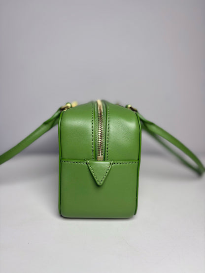 Veronica Beard Boxy Shoulder Leather Pre-owned, NWOT Lemongrass Green Bag