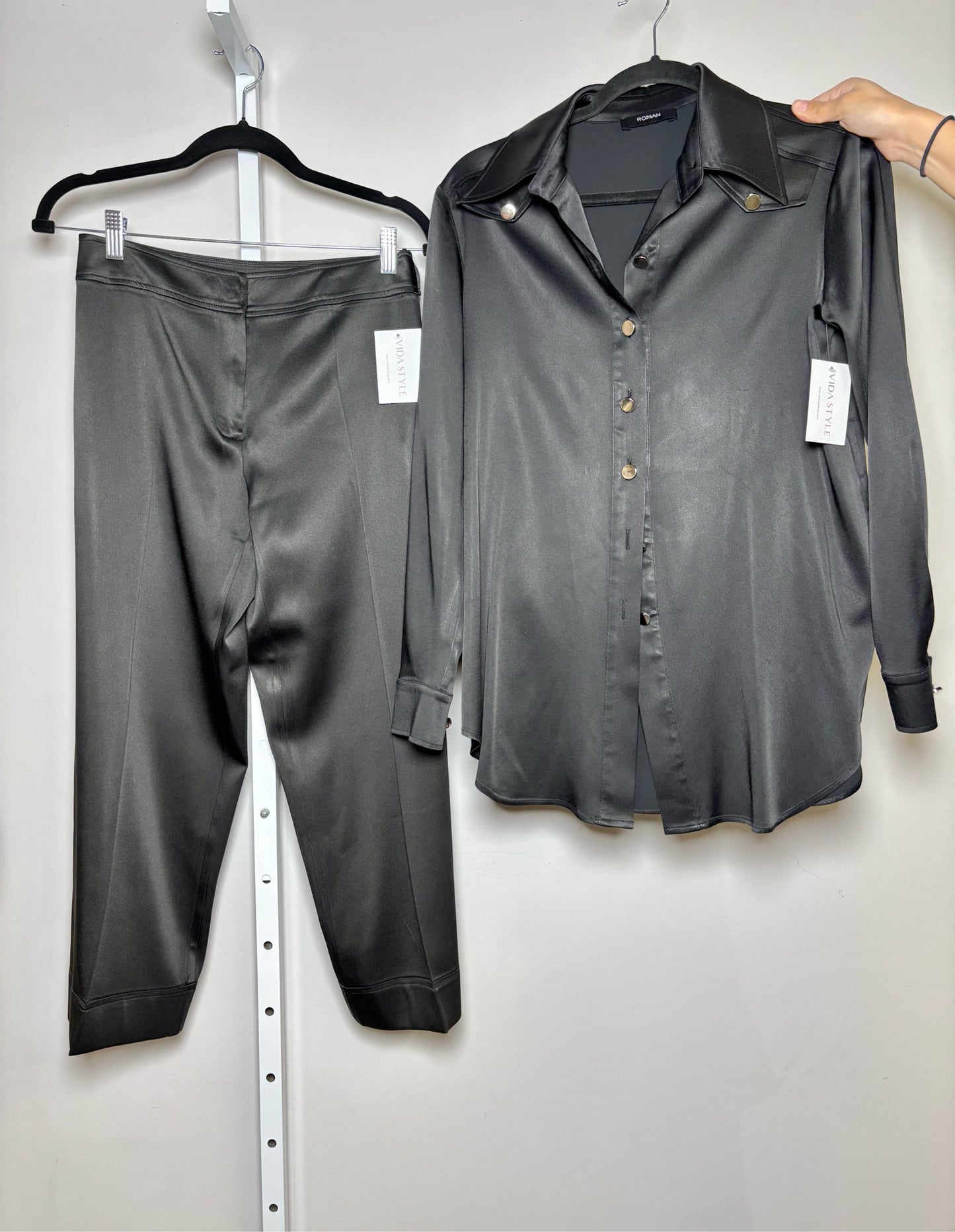 Women Size 36 (S) Roman Black Solid Acetate, Viscose, Cotton, Elastane Blouse