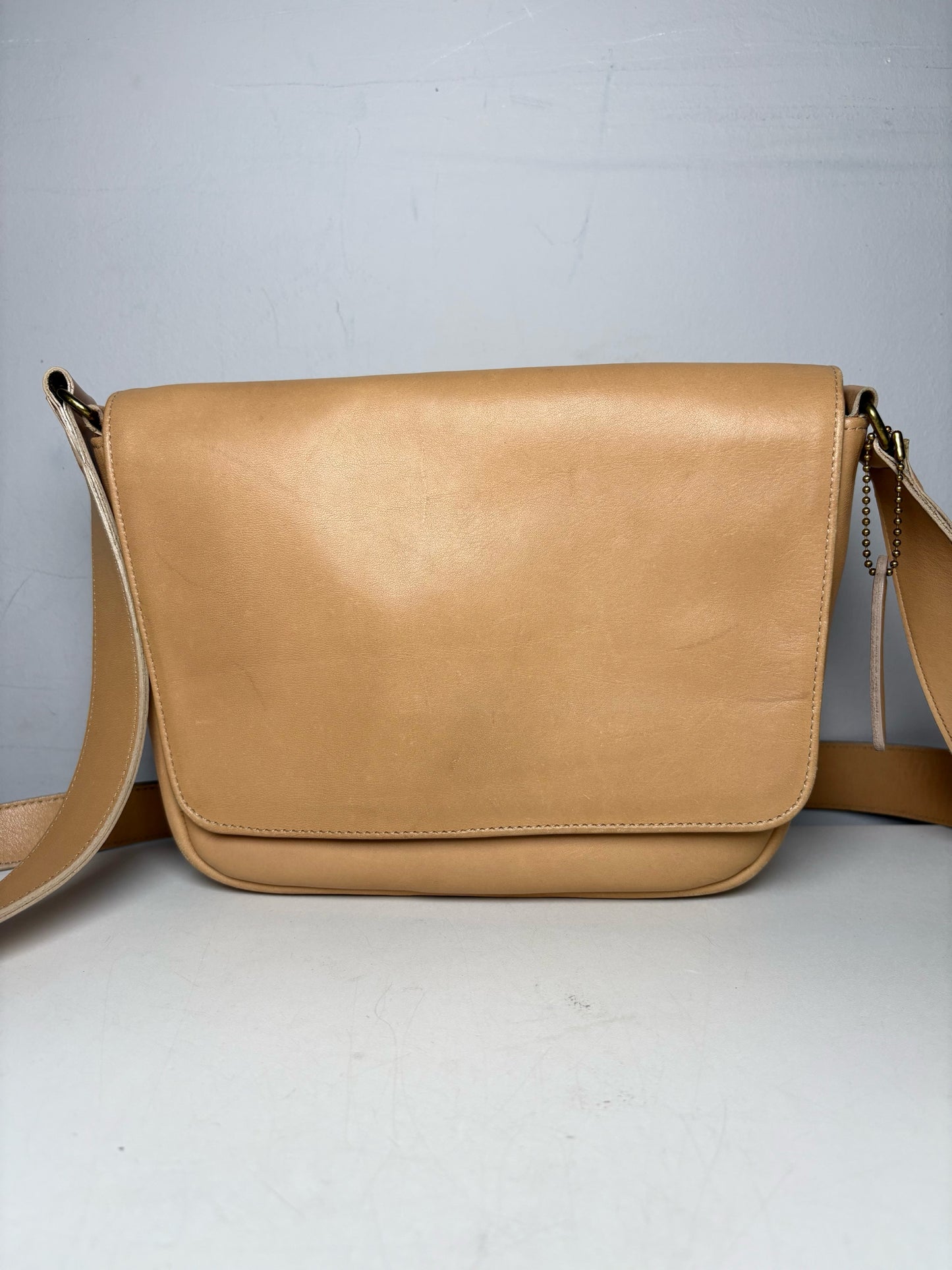 Women's Coach Solid Vintage Leather Pre-owned Tan Small Purse