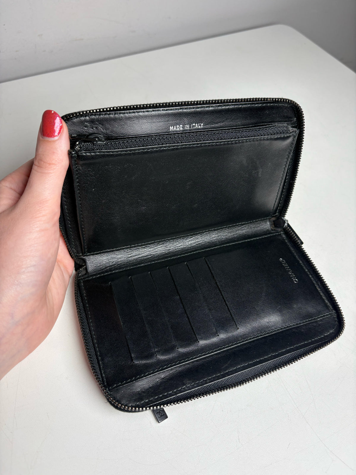 Chanel Travel Line Women's Pre-owned Black Wallet
