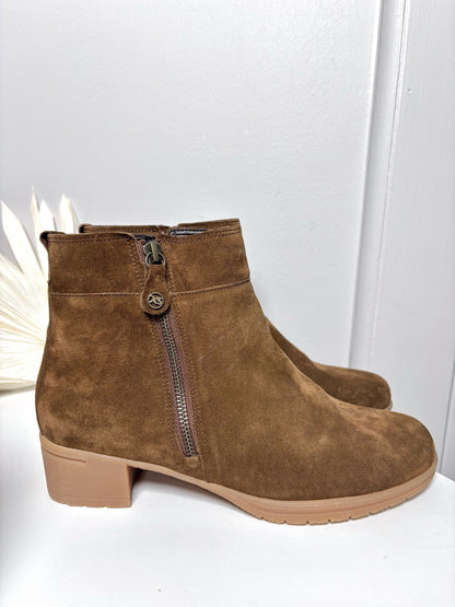 W Shoe Size 7 Hartjes Camel Leather Suede NWT Boots