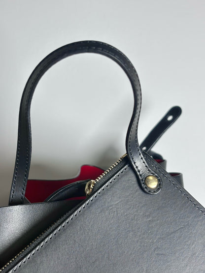 Women's Mansur Gavriel Large Bucket Leather Pre-owned Black/Flamma Red Bag