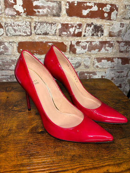W Shoe Size 8.5 Stuart Weitzman Red Patent Leather Pump